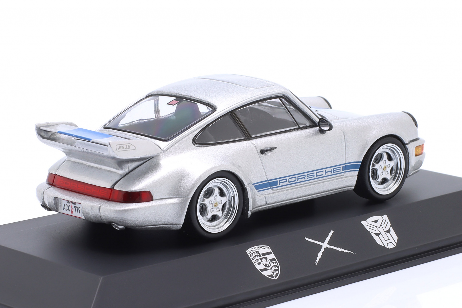 Porsche 911 (964) Carrera RS 3.8 Transformers Mirage silber  