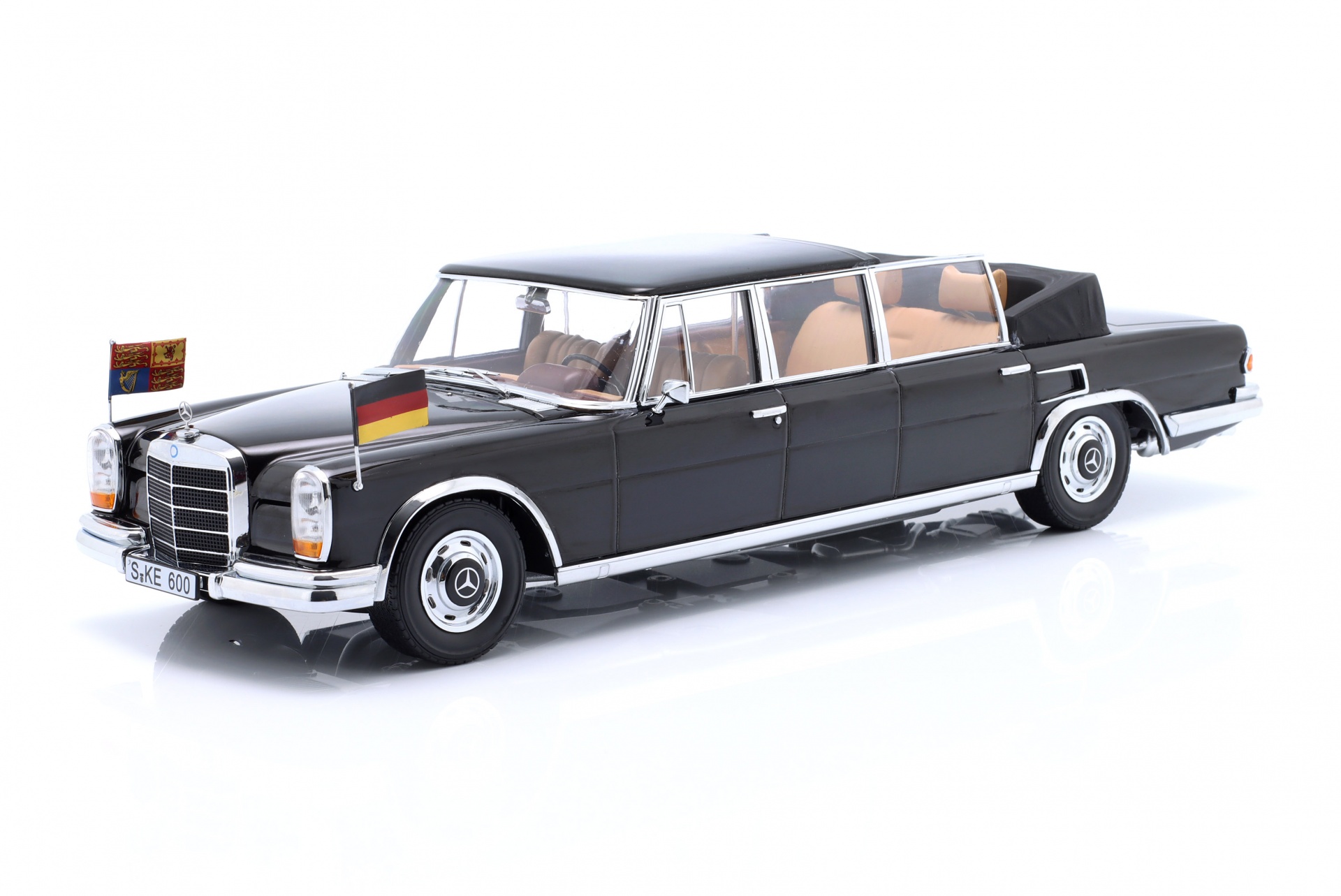 Mercedes-Benz 600 (W100) Landaulet Queen Elizabeth / K-G Kiesinger  