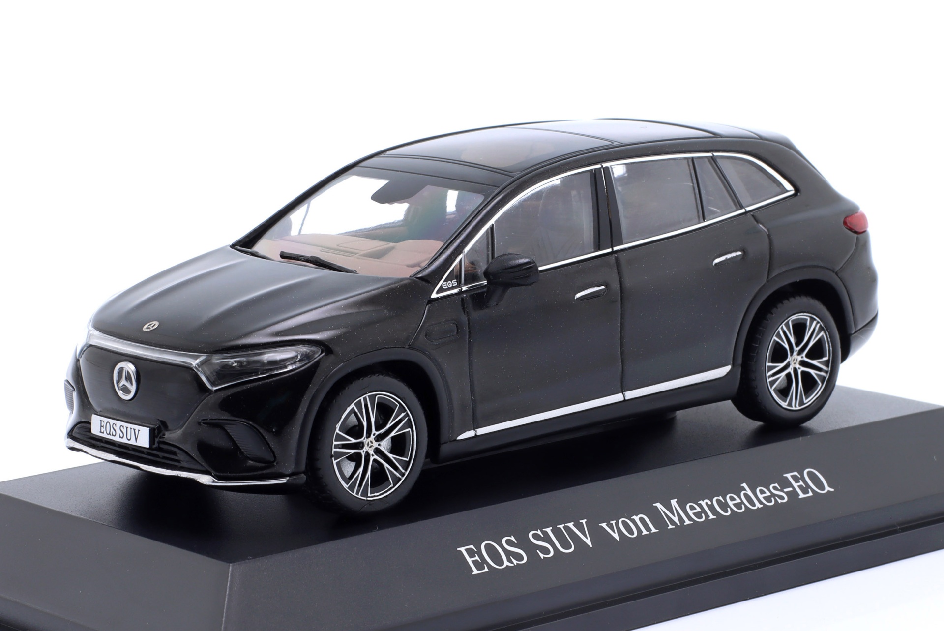 Mercedes-Benz EQS (X296) obsidianschwarz  