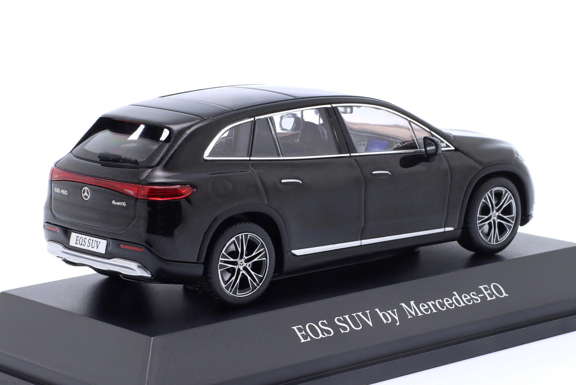 Mercedes-Benz EQS (X296) obsidianschwarz  