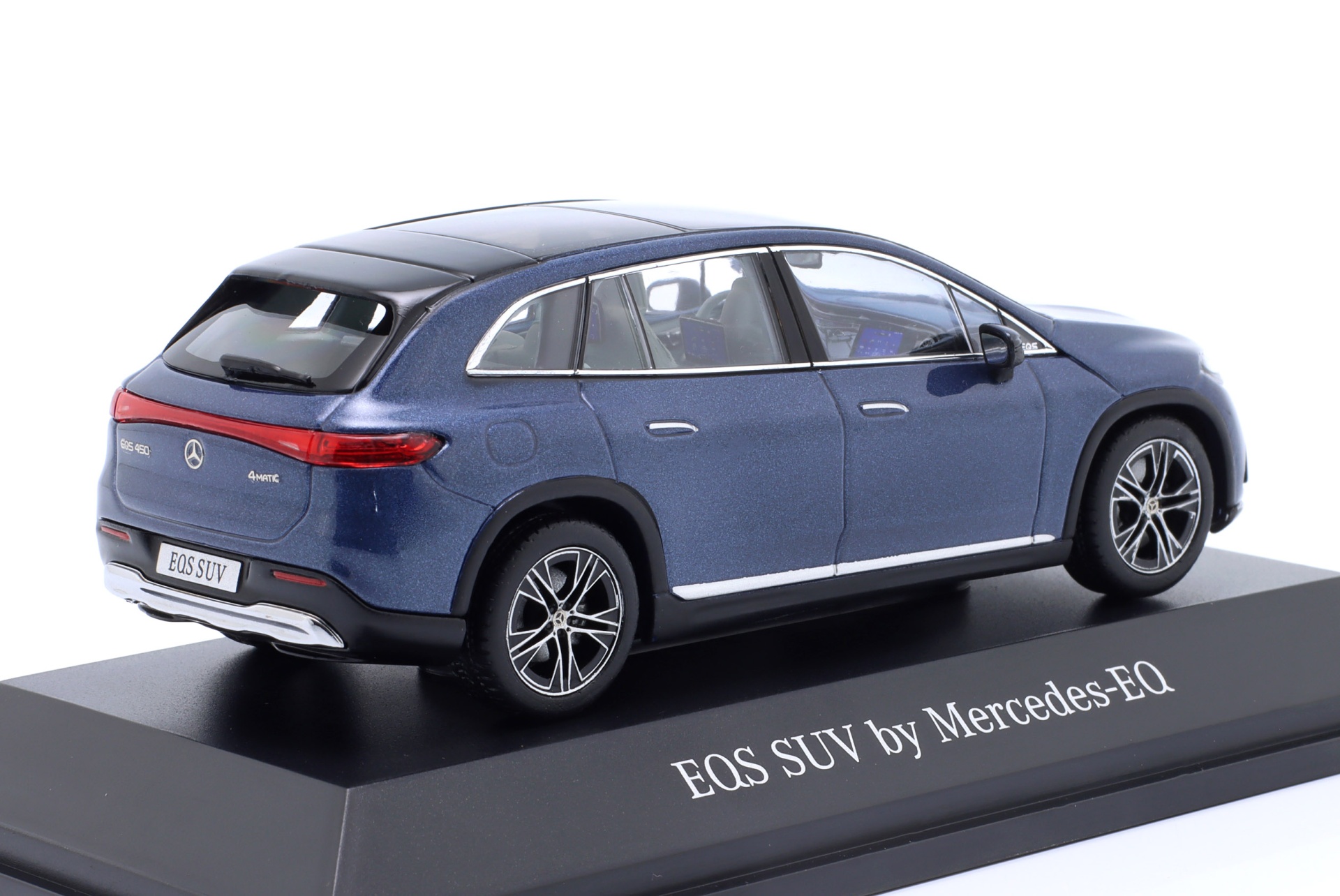 Mercedes-Benz EQS (X296) solidathblau  