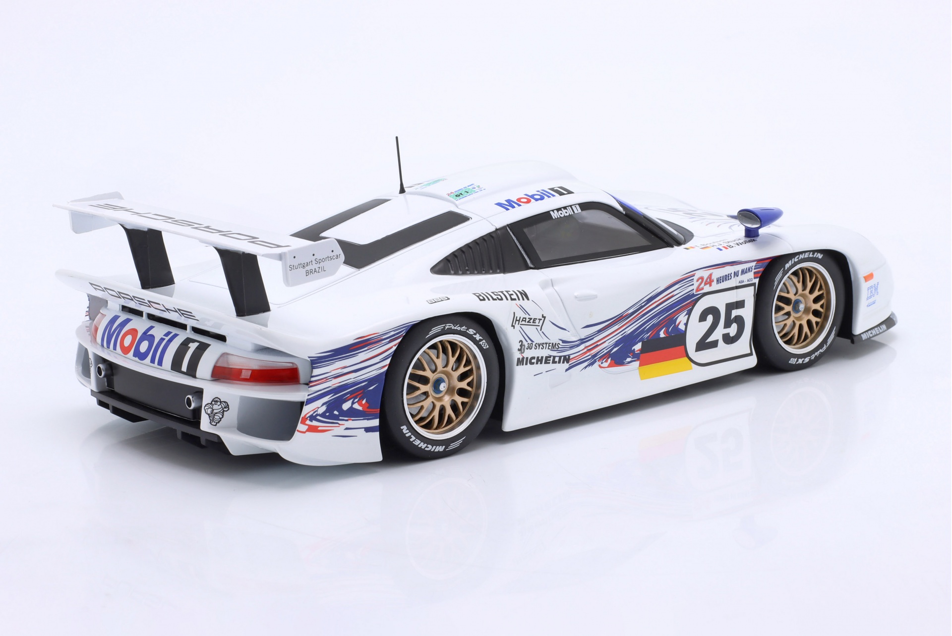 Porsche 911 GT1 #25 24h LeMans 1997 Stuck, Boutsen, Wollek  