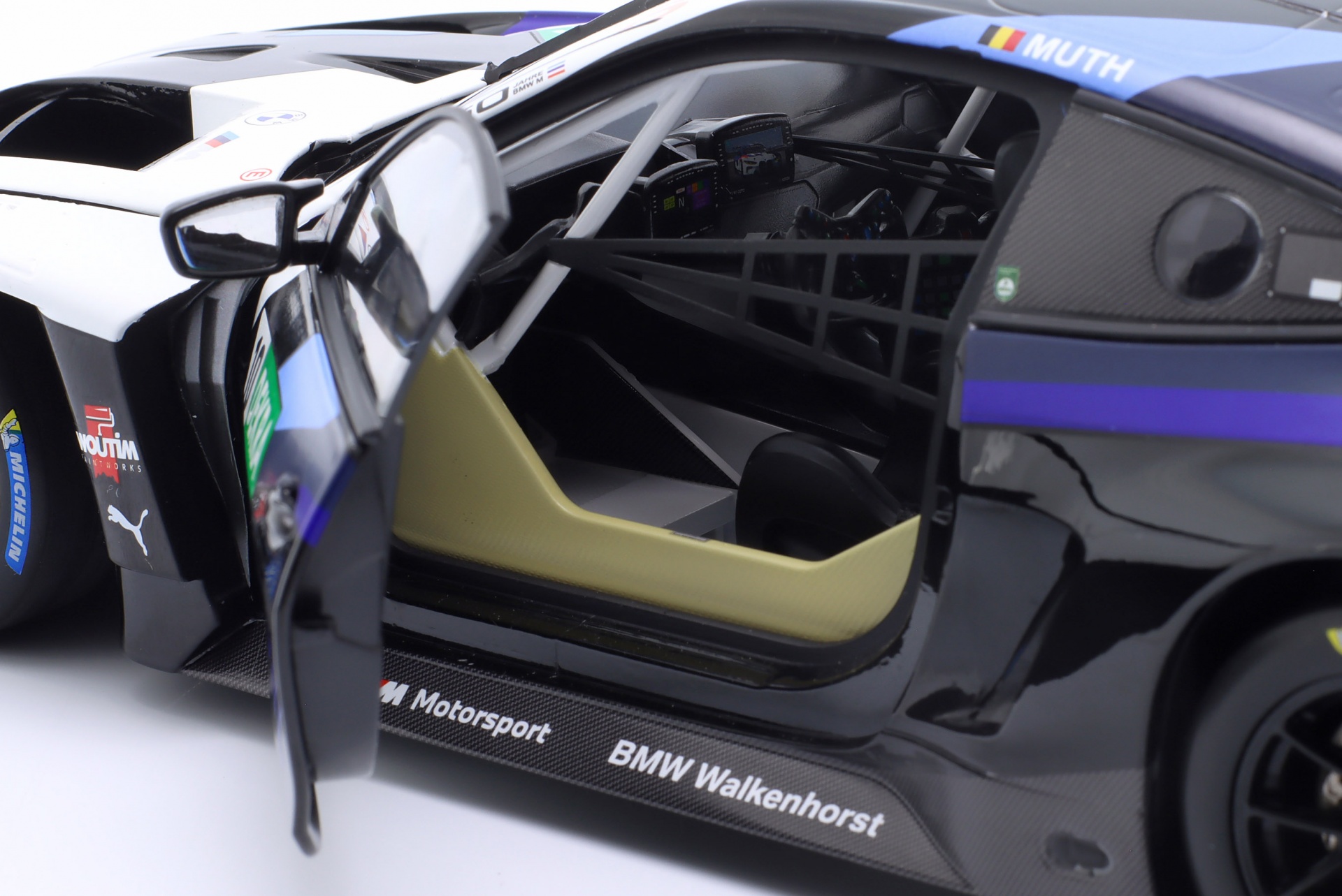 BMW M4 GT3 #10 DTM 2022 Esteban Muth  