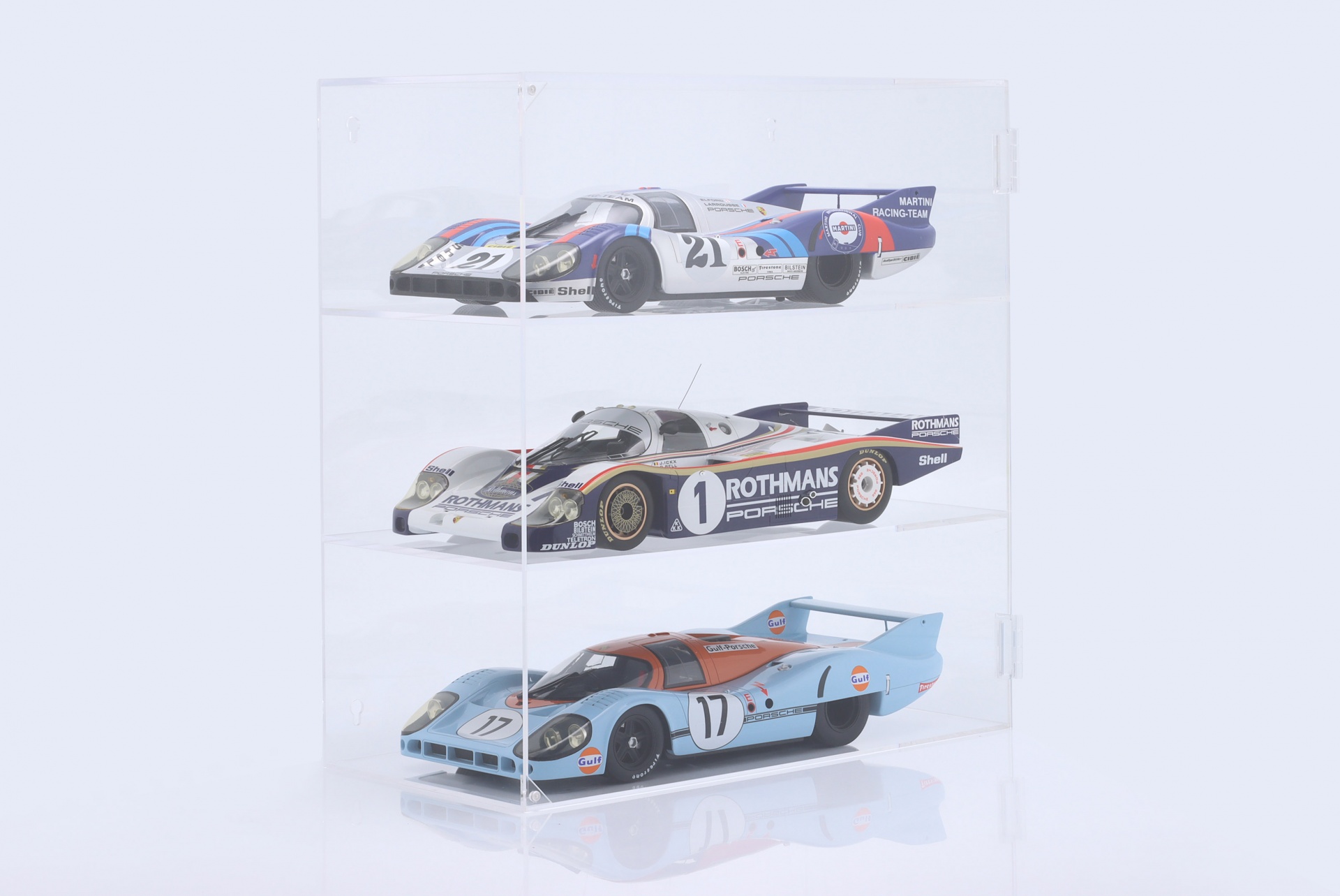 Hochwertige Acryl-Vitrine f&uuml;r 3 Modellautos im Ma&szlig;stab  