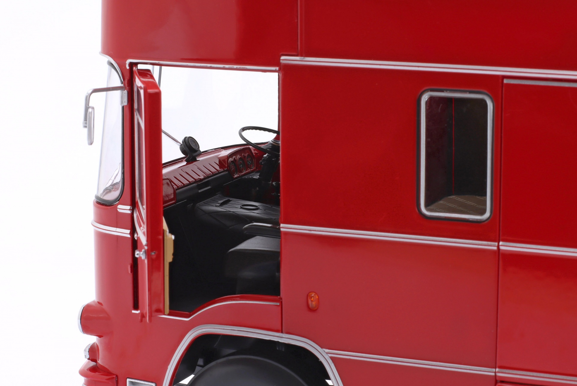 OM Fiat 150 Rolfo Scuderia Ferrari Renntransporter der 70er Jahre  