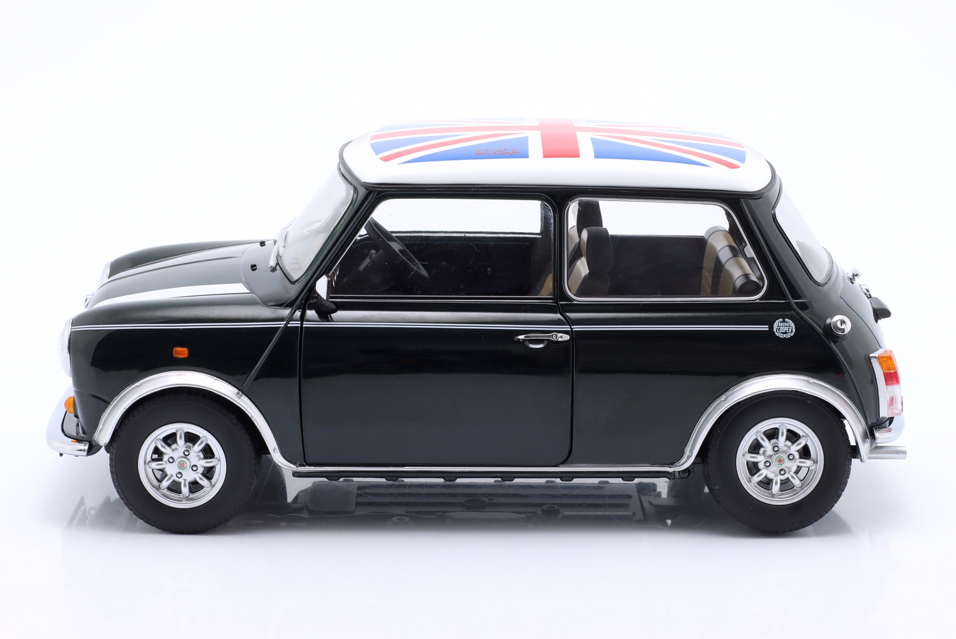 Mini Cooper Union Jack RHD dunkelgr&uuml;n metallic / wei&szlig;  