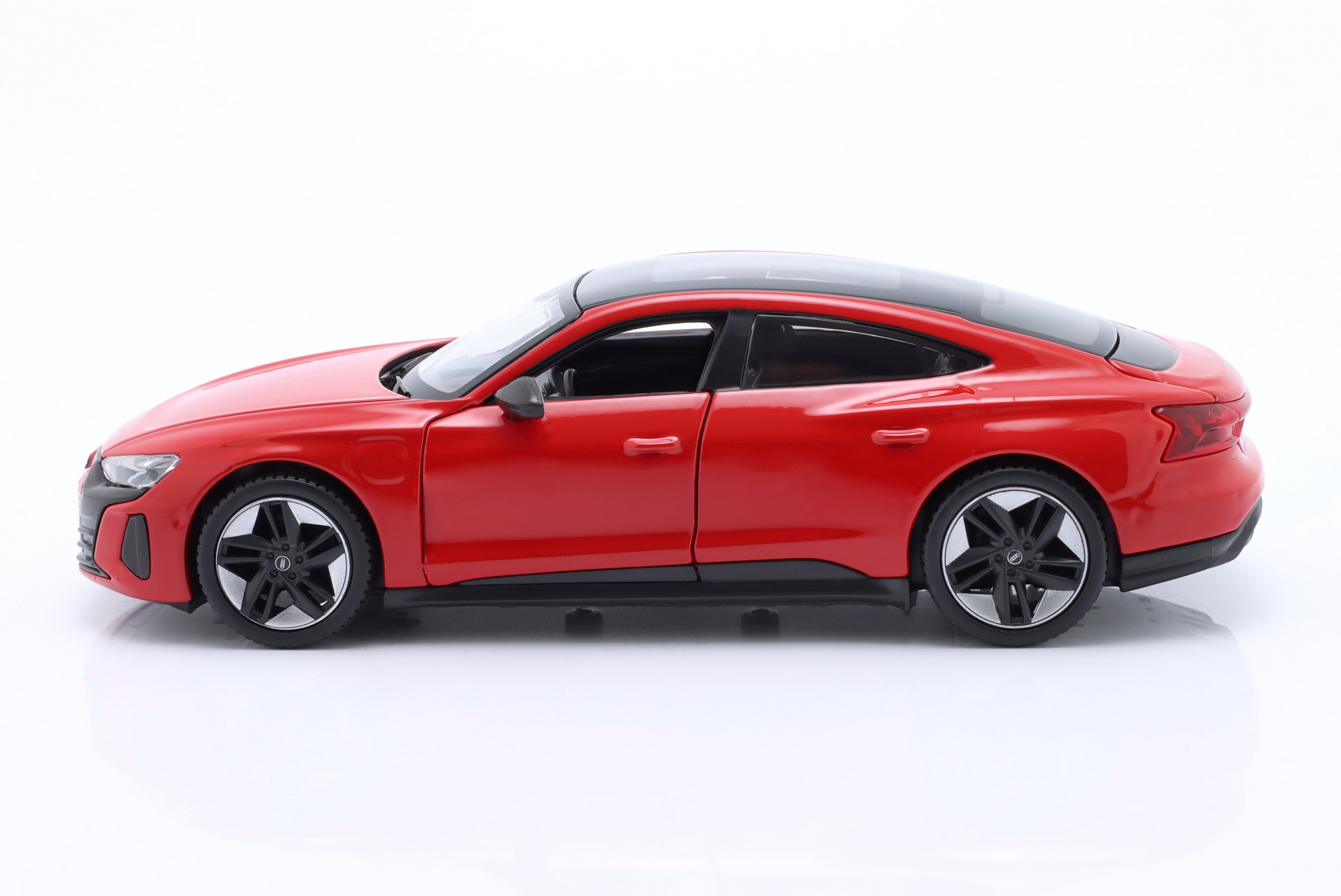 Audi RS e-tron GT Baujahr 2022 tango rot  