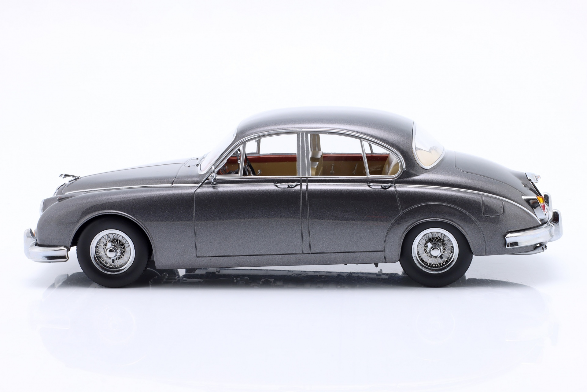 Jaguar MK II 3.8 RHD Baujahr 1959 dunkelgrau metallic  