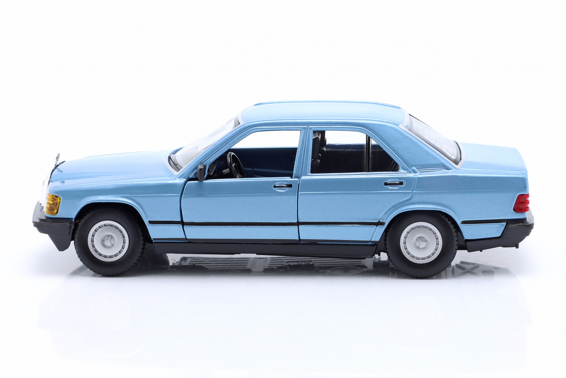 Mercedes-Benz 190E 2.6 Baujahr 1987 diamantblau  