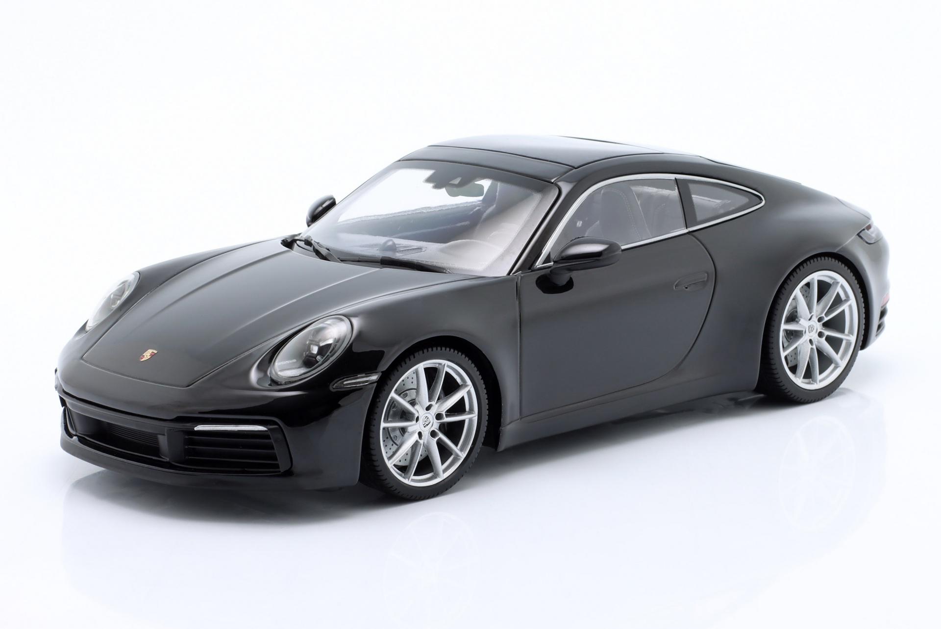 Porsche 911 (992) Carerra 4S schwarz  