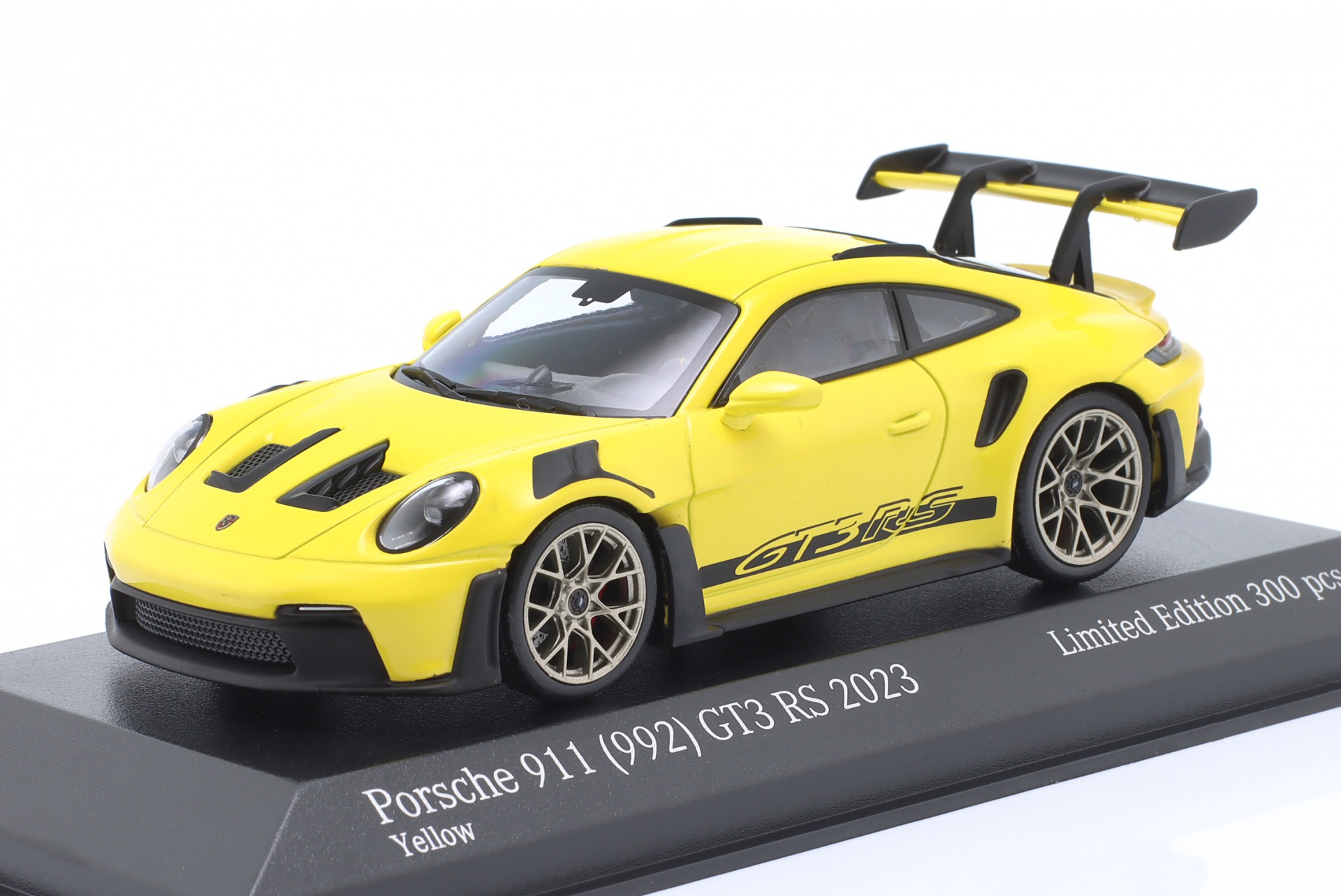 Porsche 911 (992) GT3 RS 2023 gelb / goldene Felgen  