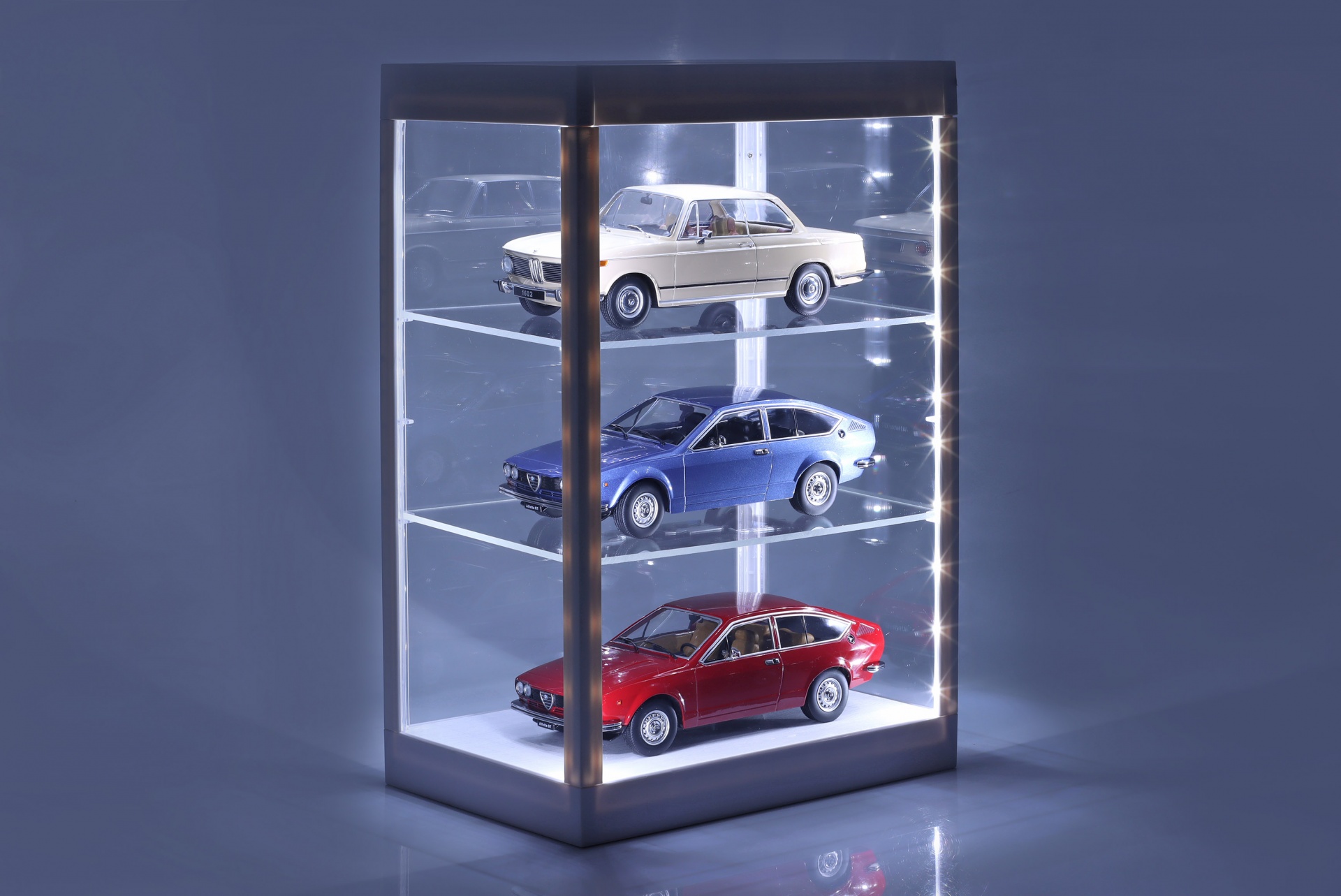 Einzelvitrine mit LED-Beleuchtung f&uuml;r Ma&szlig;stab , 1:24, 1:43 wei&szlig; 
