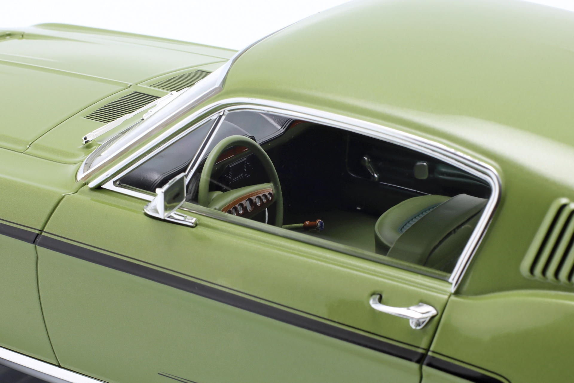 Ford Mustang Fastback GT Baujahr 1968 hellgr&uuml;n metallic  