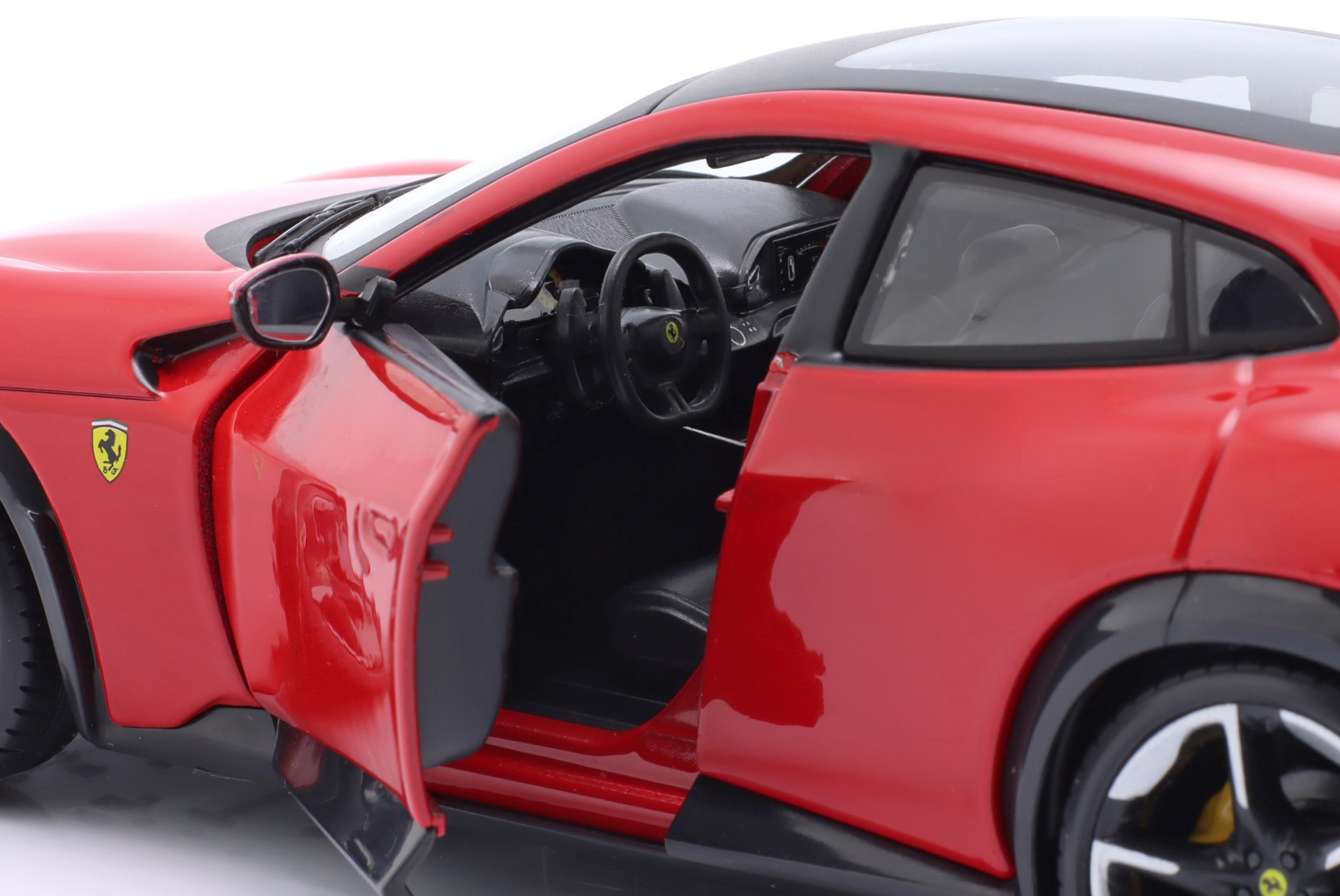 Ferrari Purosangue Baujahr 2022 rot  