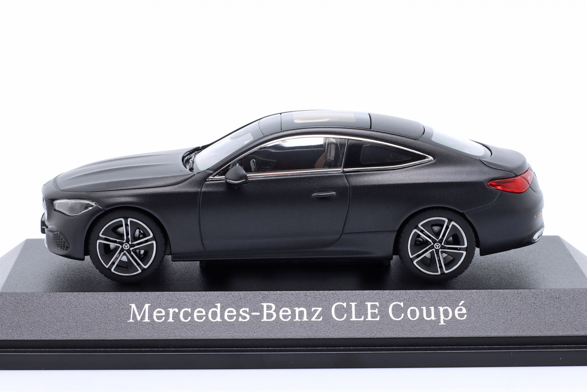 Mercedes-Benz CLE Coupe (C236) Baujahr 2023 graphitgrau  