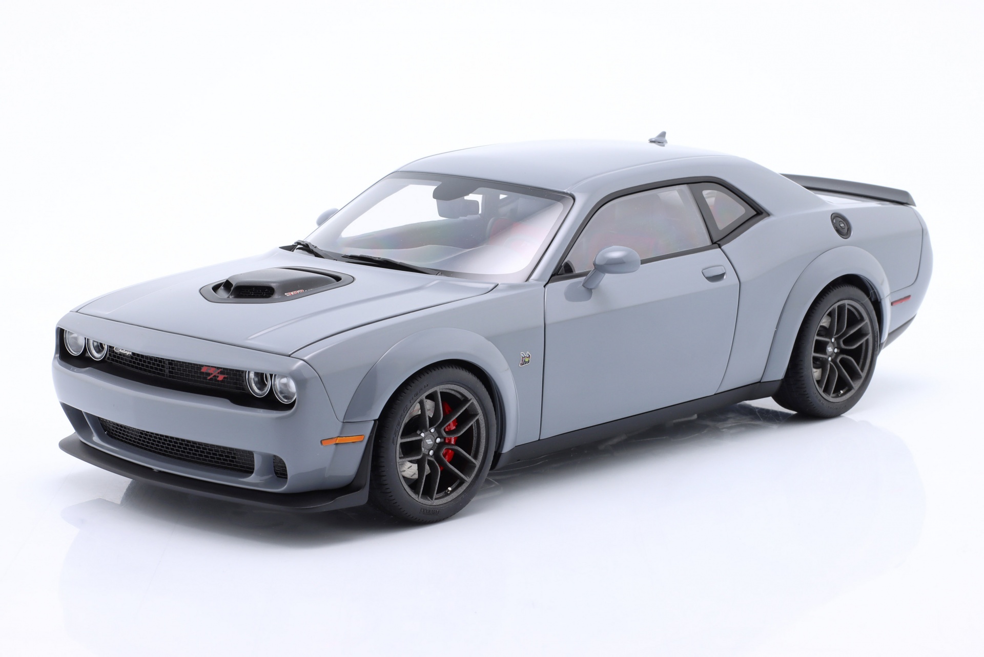 Dodge Challenger R/T Scat Pack Shaker Widebody 2022 grau  