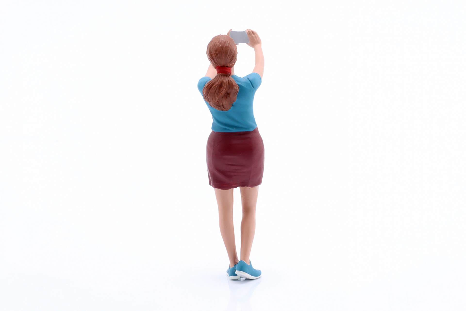 Diorama Figuren Serie #702 Frau mit Smartphone  