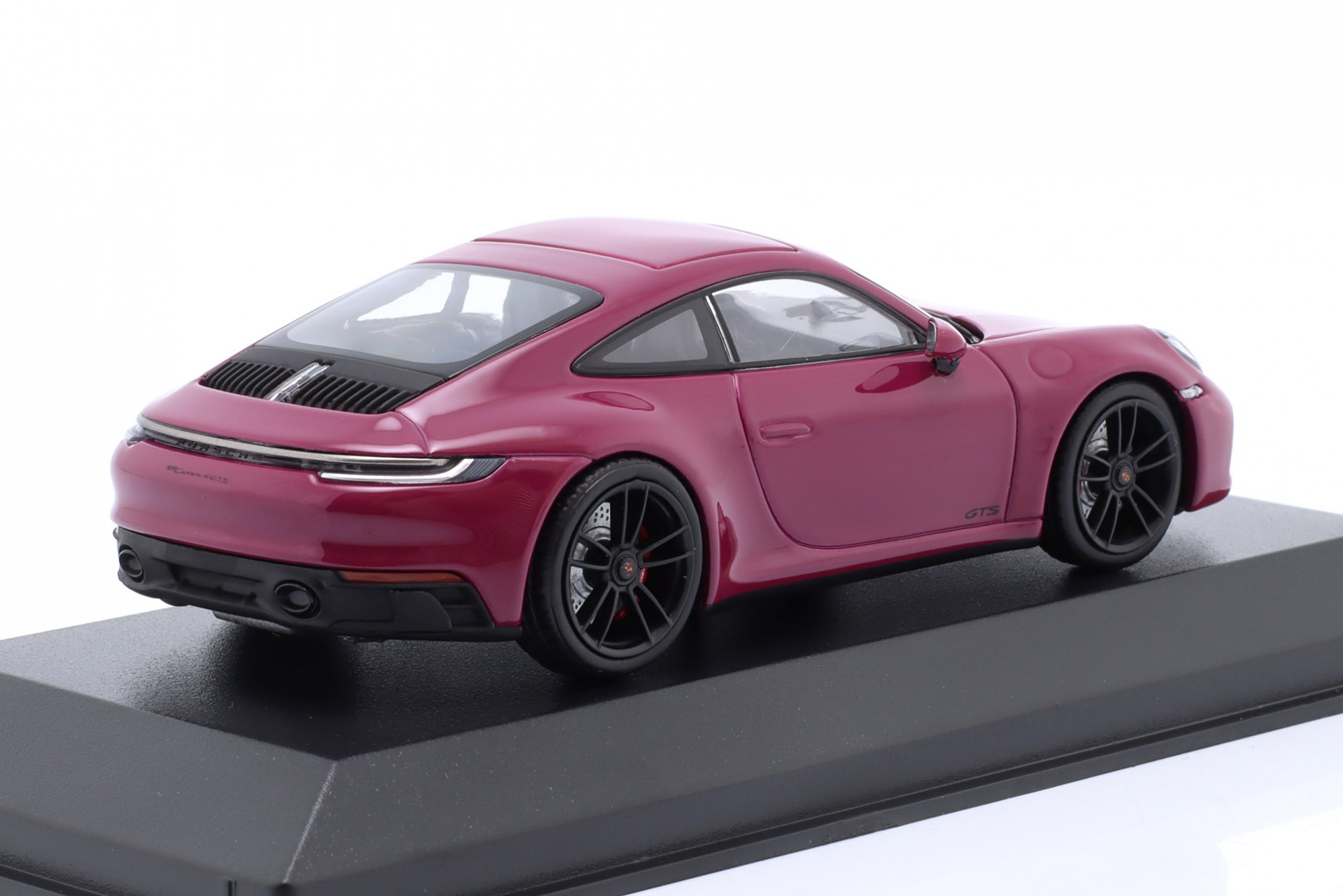 Porsche 911 (992) Carrera 4 GTS 2021 sternrubin neo  