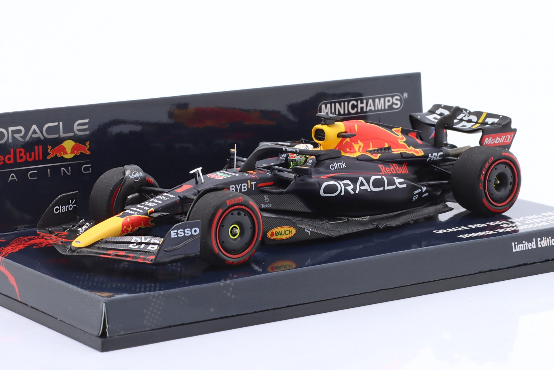 M. Verstappen Red Bull RB18 #1 Sieger Ungarn GP Formel 1 Weltmeister 2022  