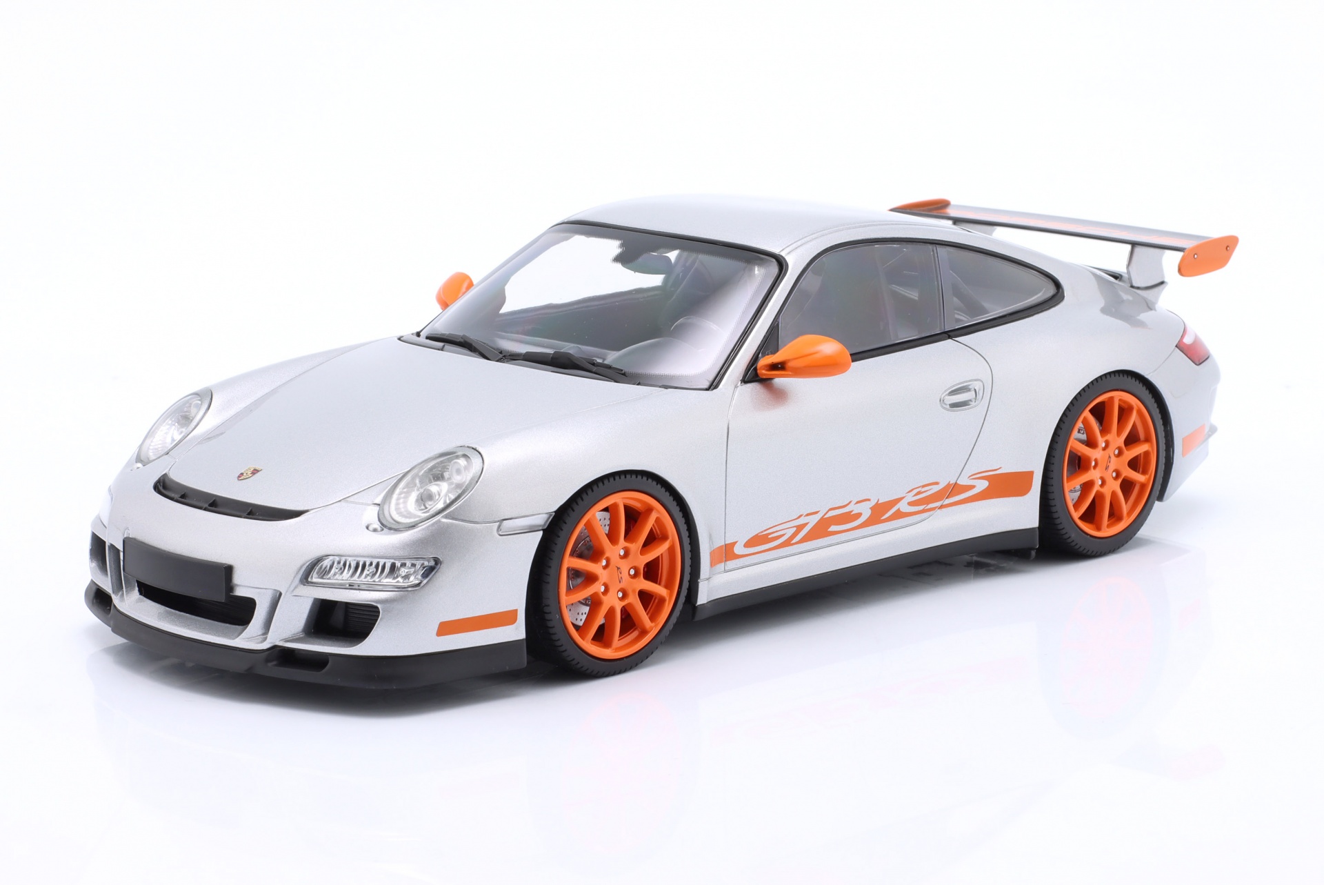 Porsche 911 (997) GT3 RS Baujahr 2007 silber / orangene Felgen  