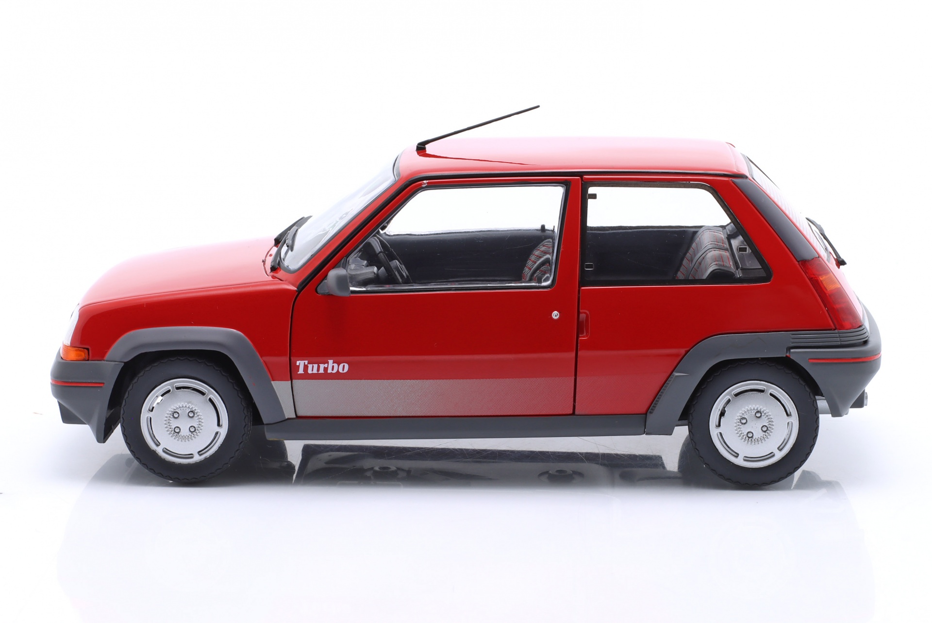 Renault 5 GT Turbo MK1 Baujahr 1985 rot  