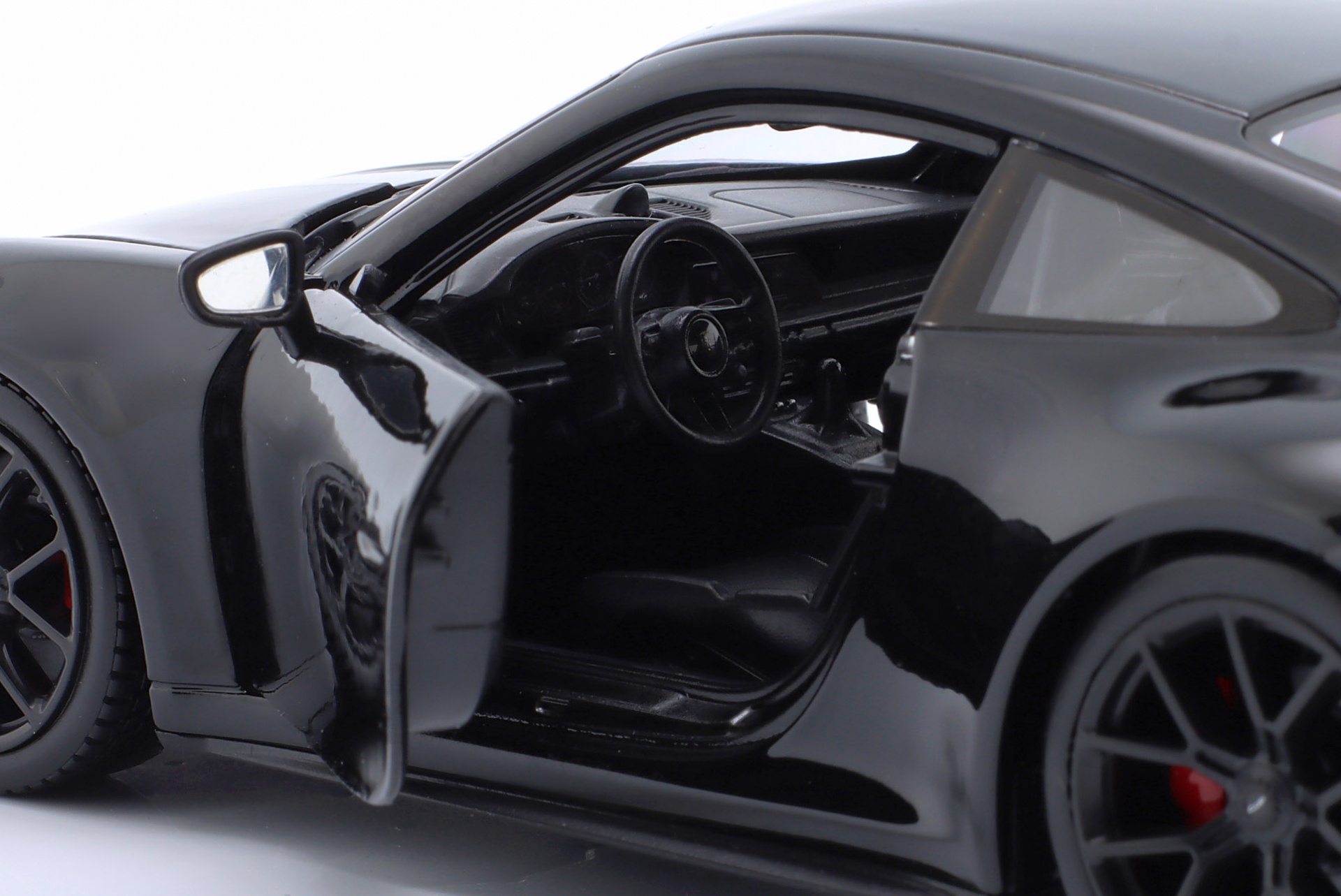 Porsche 911 (992) GT3 Baujahr 2021 schwarz  