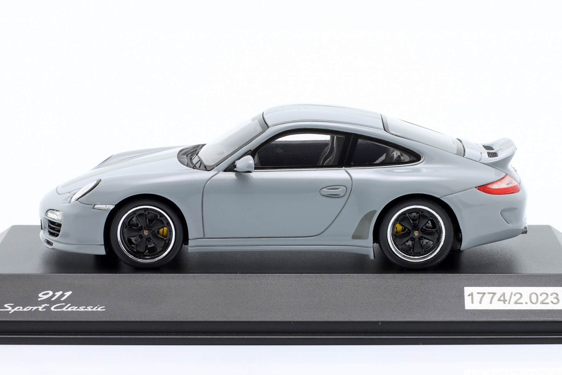 Porsche 911 (997) Sport Classic grau  