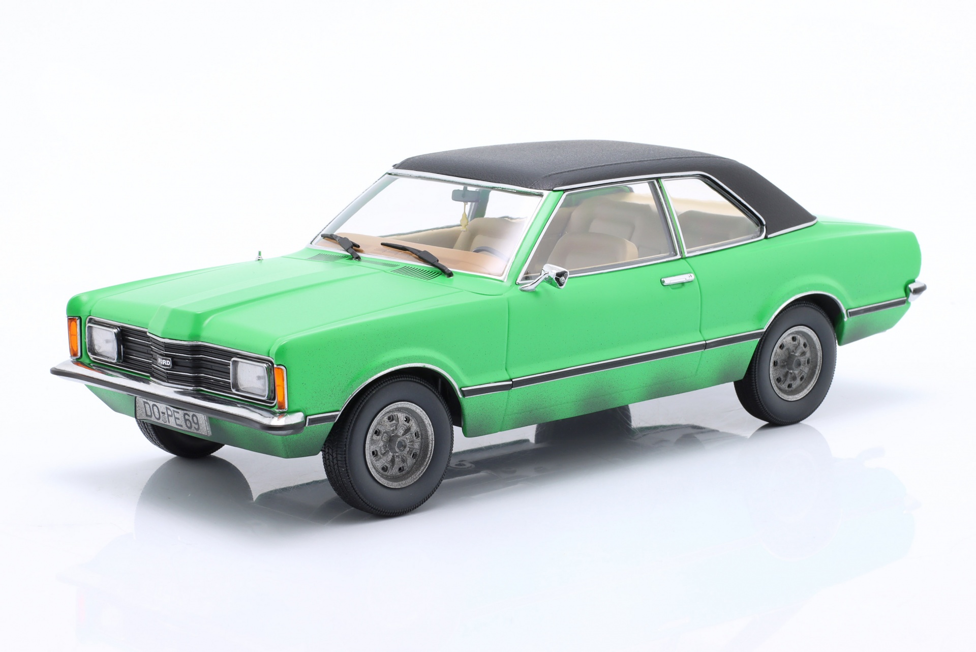 	Ford Taunus GXL Limousine Dirty Version 1971 gr&uuml;n / schwarz  