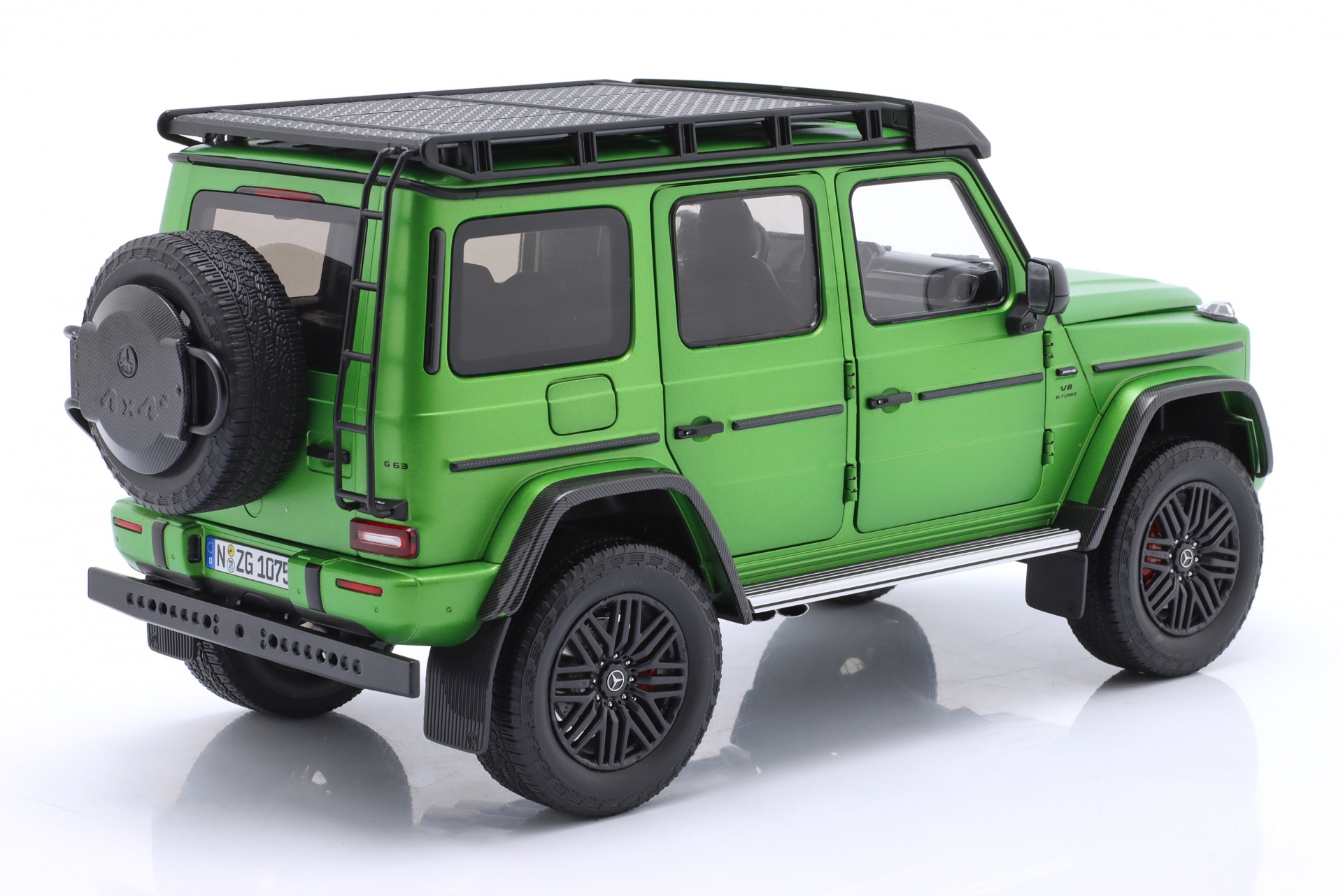 Mercedes-Benz G63 AMG (W463) 4x4 Baujahr 2023 hellgr&uuml;n magno  