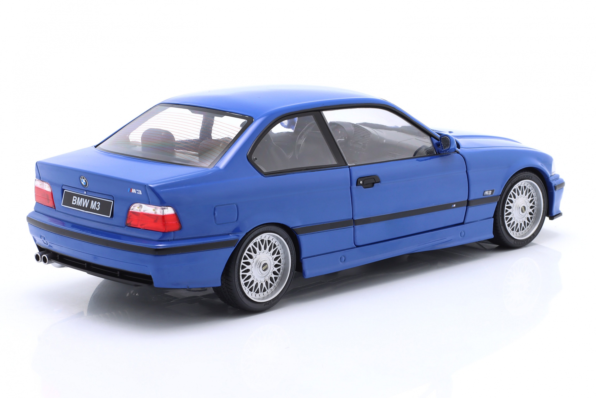 BMW M3 (E36) Coupe Baujahr 1996 santorinblau  