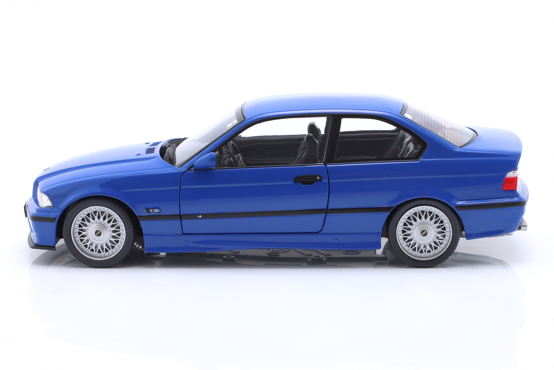 BMW M3 (E36) Coupe Baujahr 1996 santorinblau  