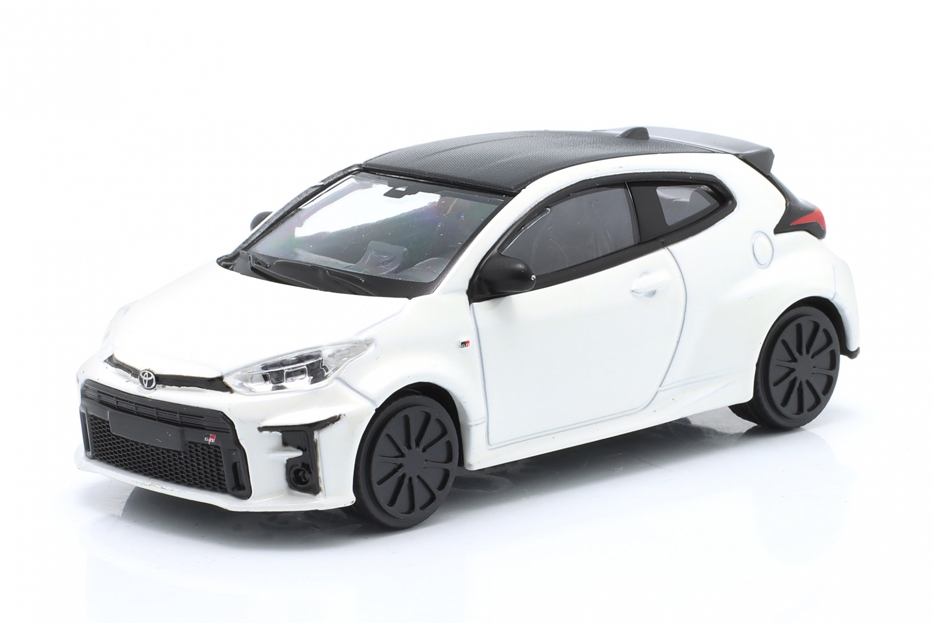 Toyota GR Yaris Baujahr 2024 wei&szlig;  