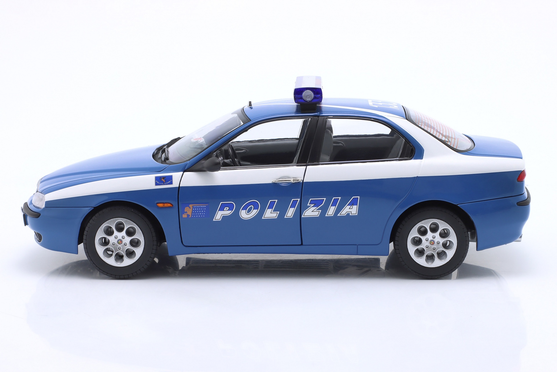 Alfa Romeo 156 2.0 Twin Spark Polizei 1997 blau  