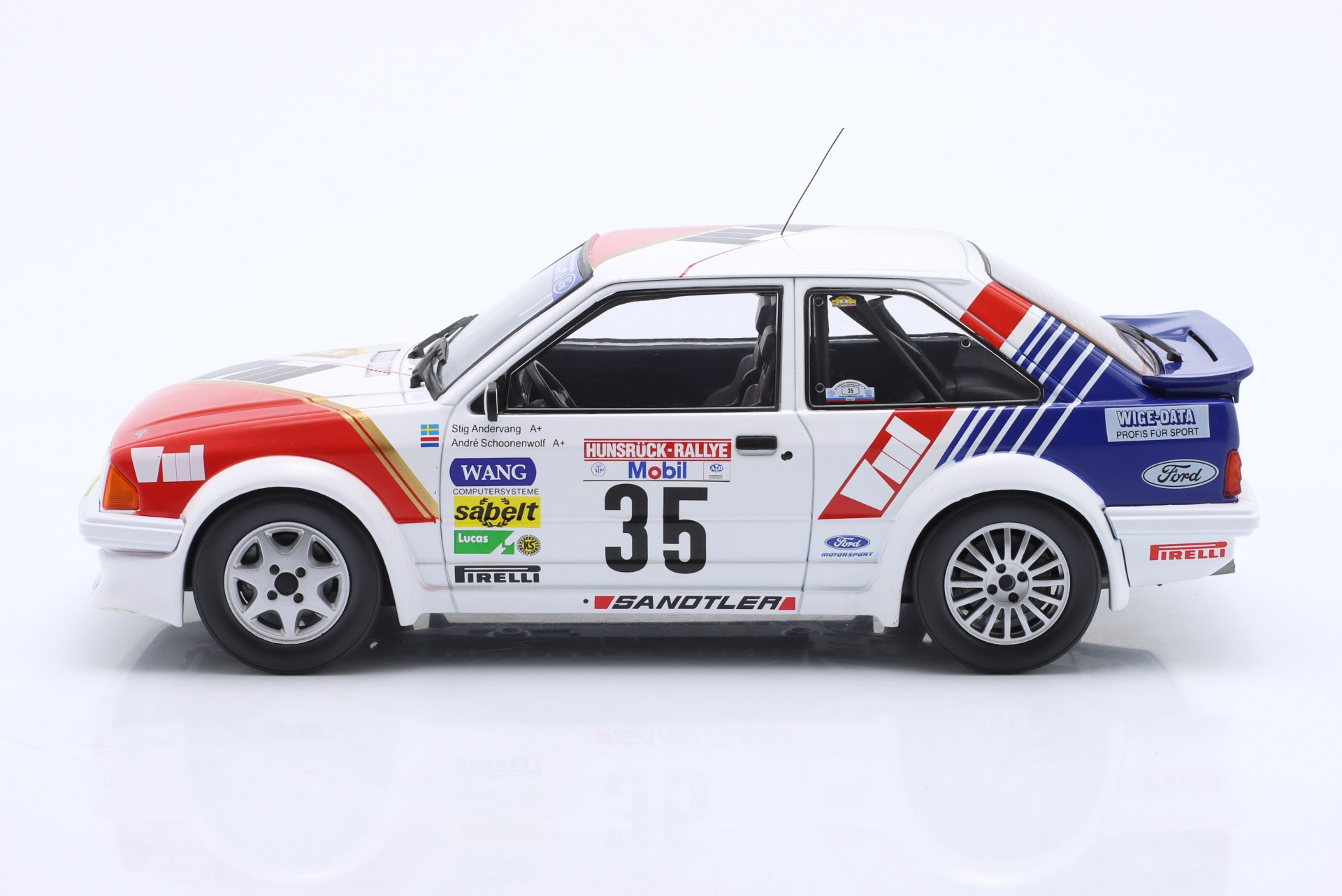 Ford Escort MK III RS Turbo #35 Hunsr&uuml;ck Rallye 1985  ModelCar Group