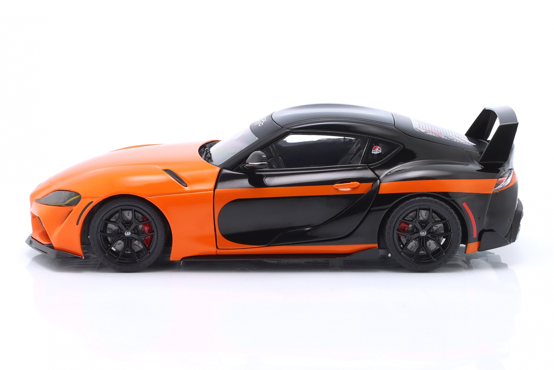 Toyota GR Supra Streetfighter Baujahr 2024 orange / schwarz  