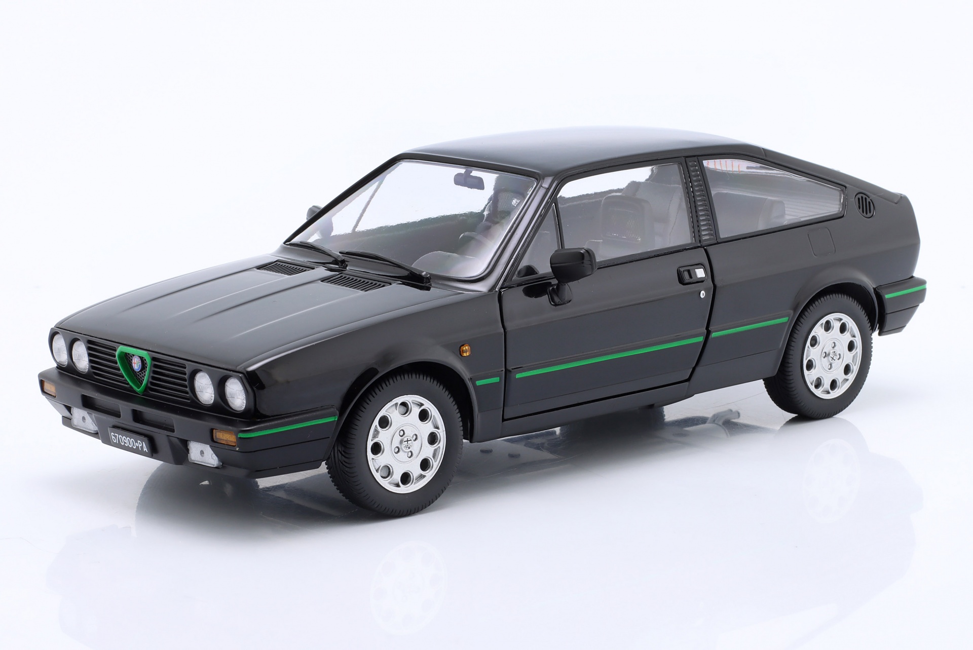 Alfa Romeo Sprint 1.5 Quadrifoglio Verde 1983 schwarz  