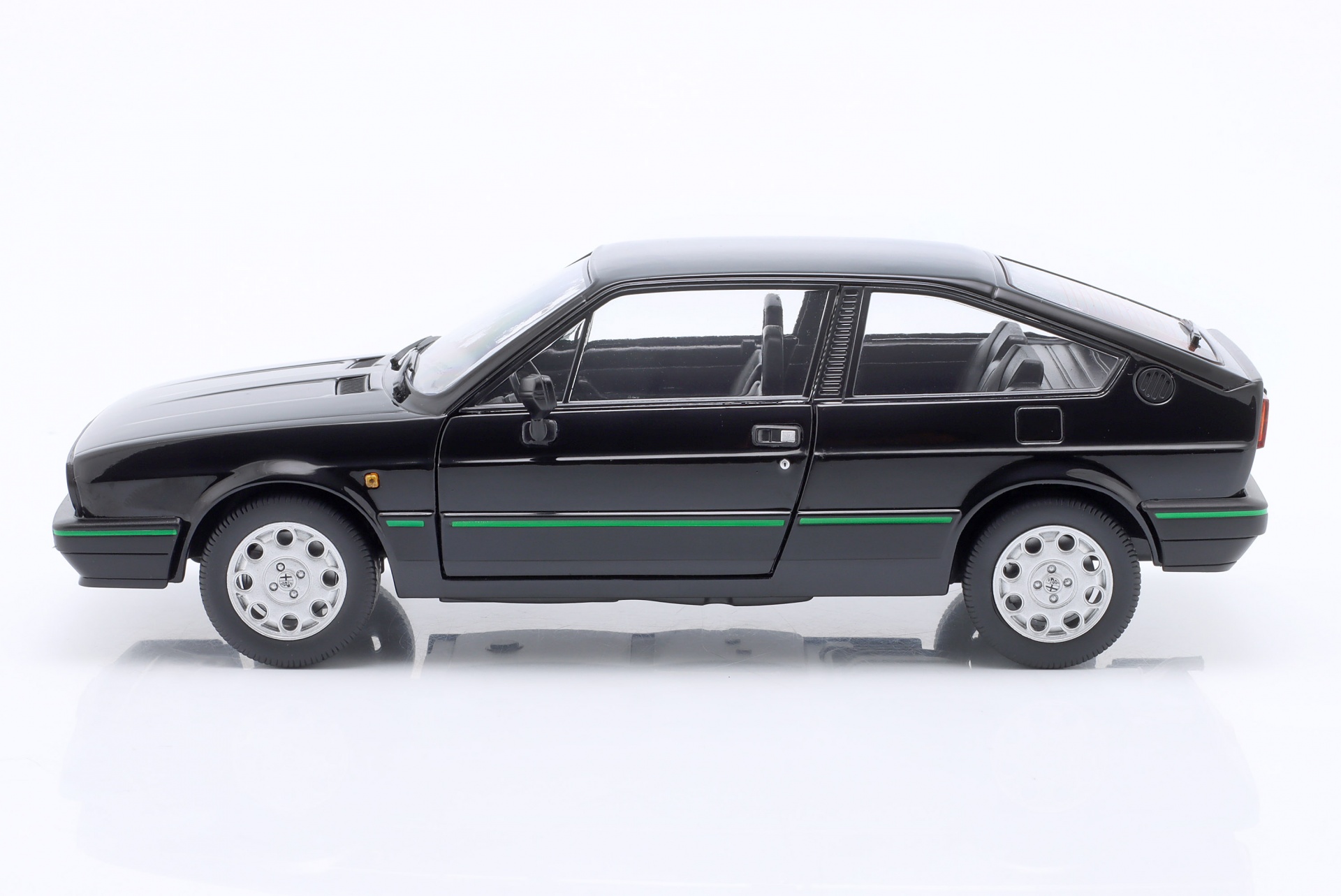 Alfa Romeo Sprint 1.5 Quadrifoglio Verde 1983 schwarz  