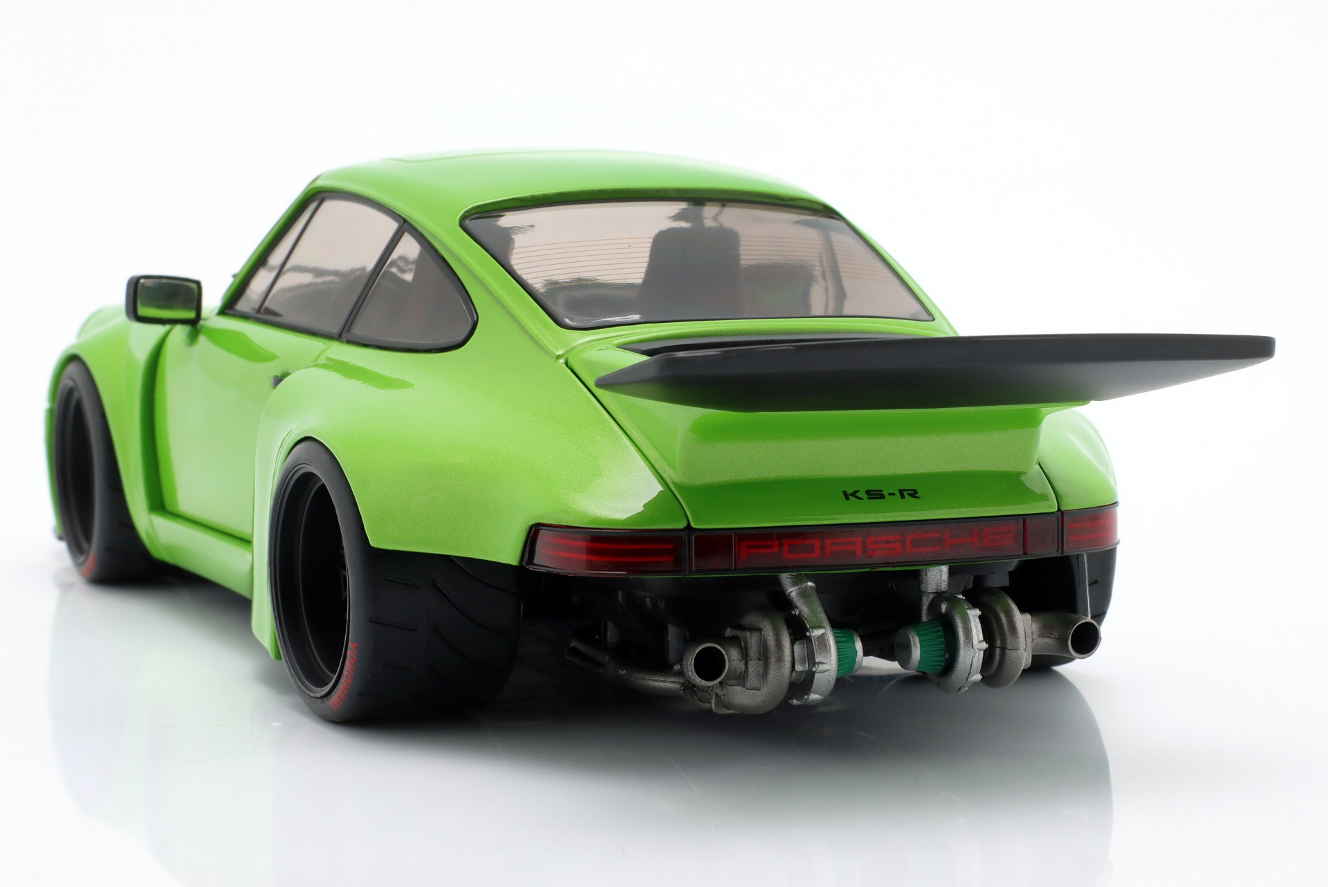 Porsche 911 KS-R Baujahr 2022 gr&uuml;n  