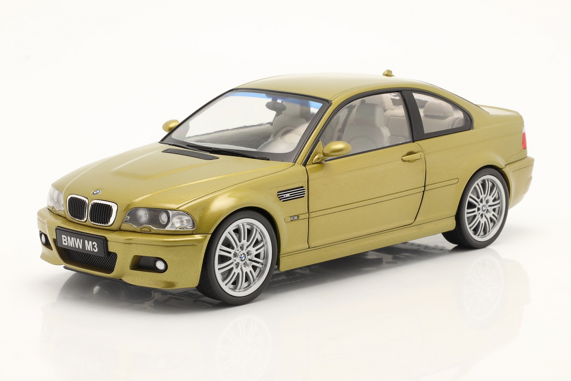 BMW M3 (E46) Baujahr 2000 ph&ouml;nix gelb  