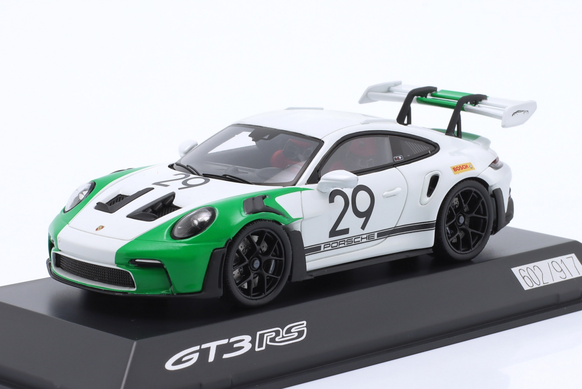 Porsche 911 (992) GT3 RS #29 Jo Siffert Tribute gr&uuml;n / wei&szlig;  