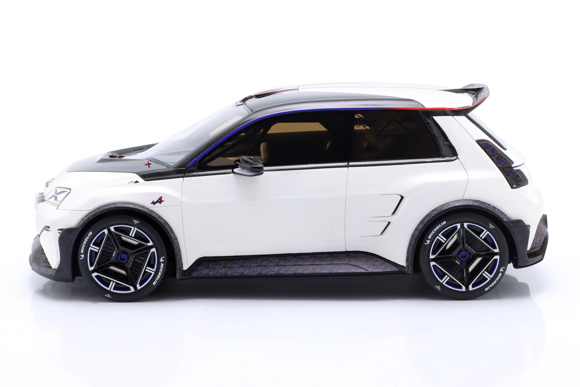 Alpine A290 Baujahr 2023 wei&szlig;  OttOmobile
