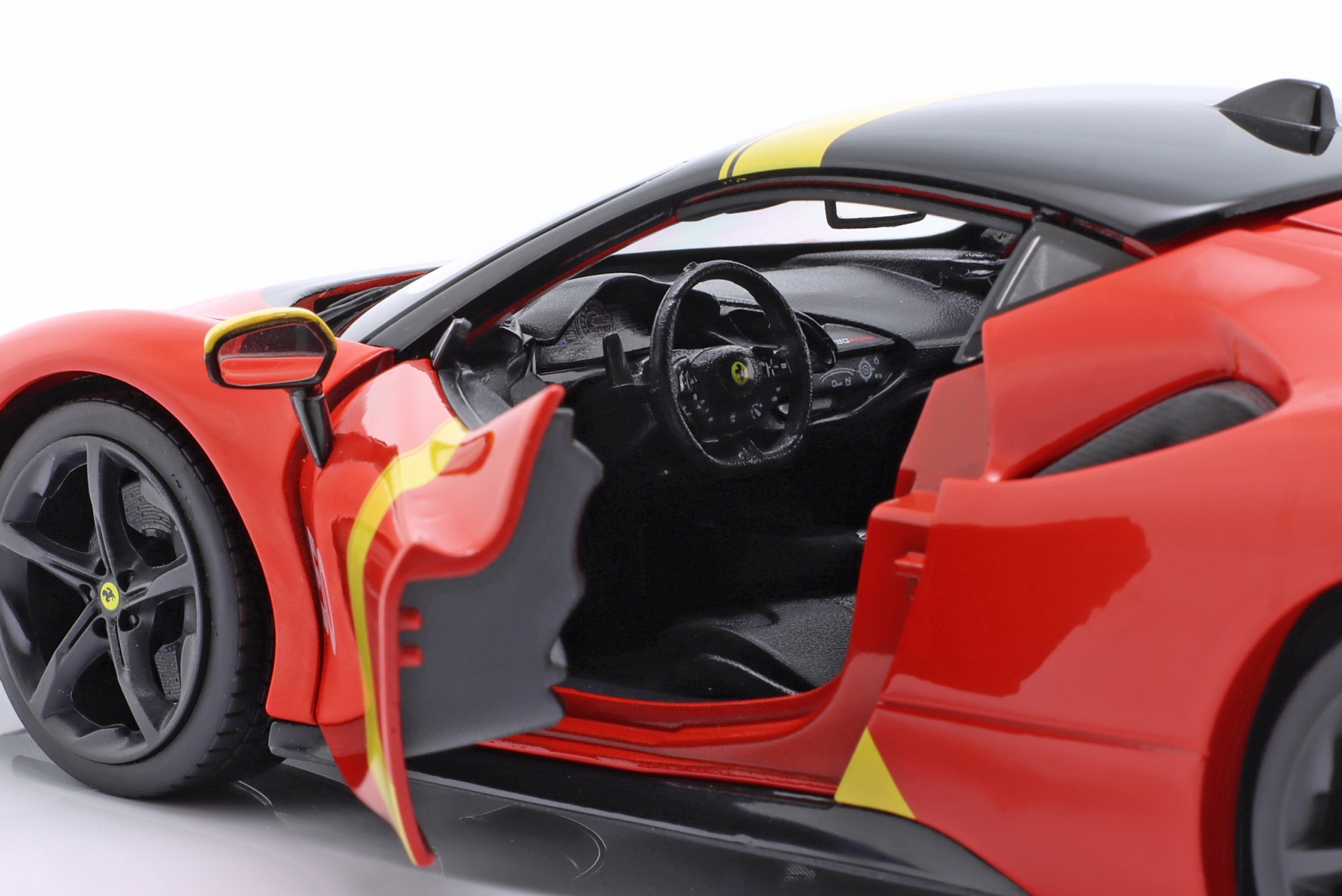 Ferrari SF90 Stradale Hybrid Assetto Fiorano #50 rot / gelb / schwarz  