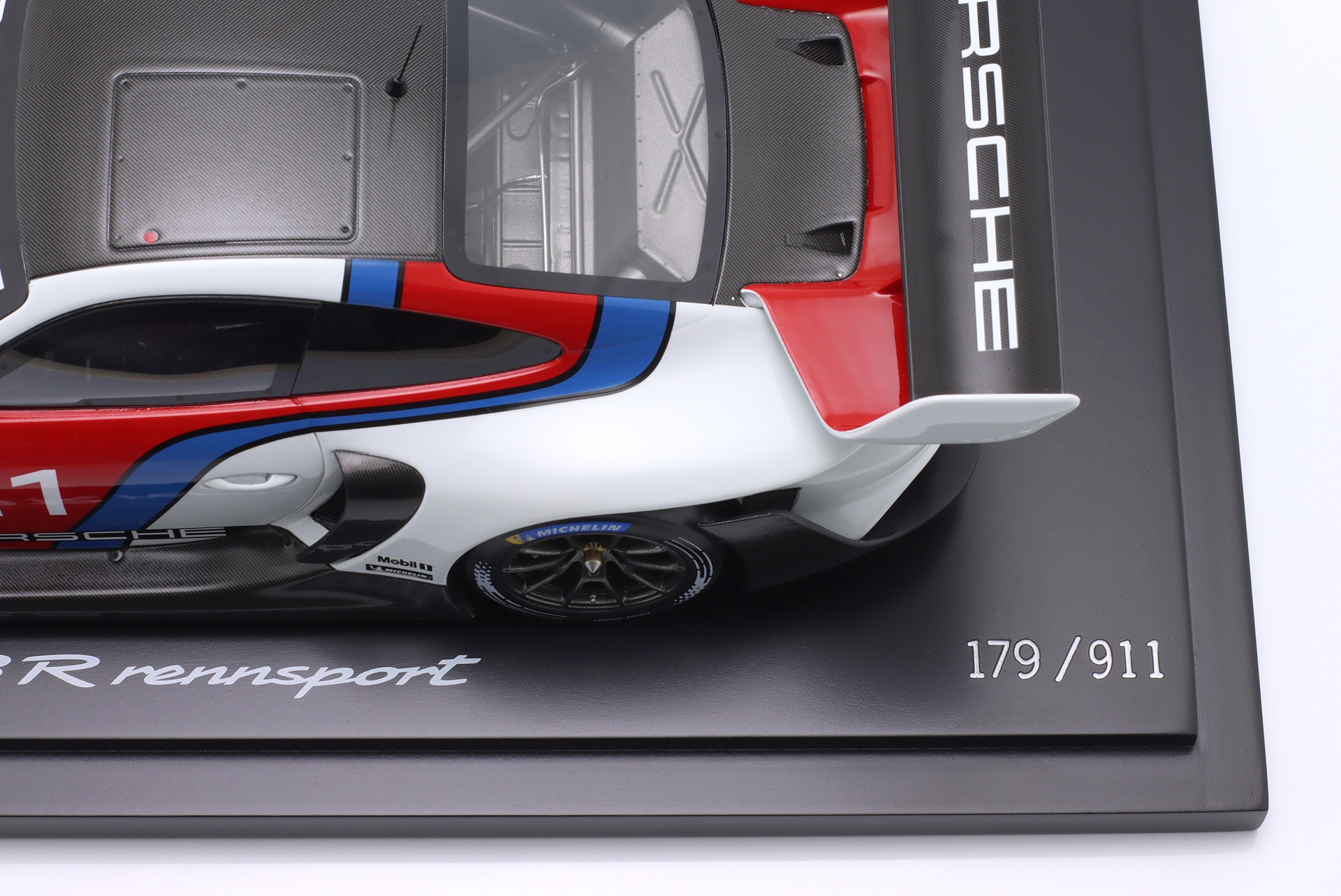 Porsche 911 (992) GT3 R Rennsport #911 multicolour  