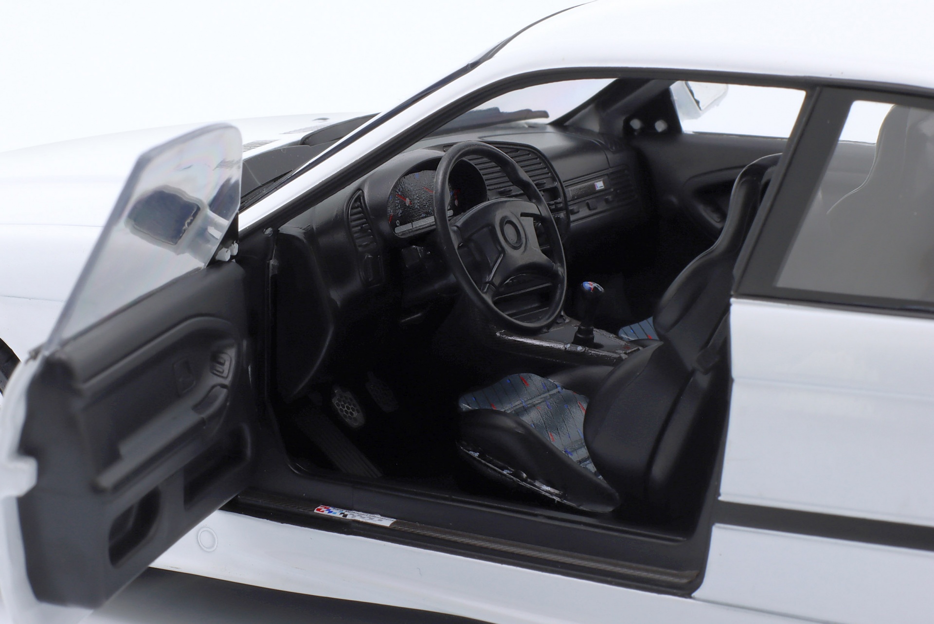 BMW M3 Lightweight Coupe E36 Plain Body Version 1995 wei&szlig;  