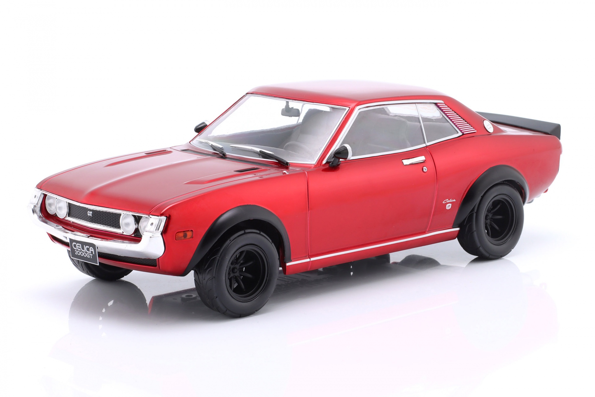 Toyota Celica 2000 GT (RA21) Baujahr 1977 rot metallic  