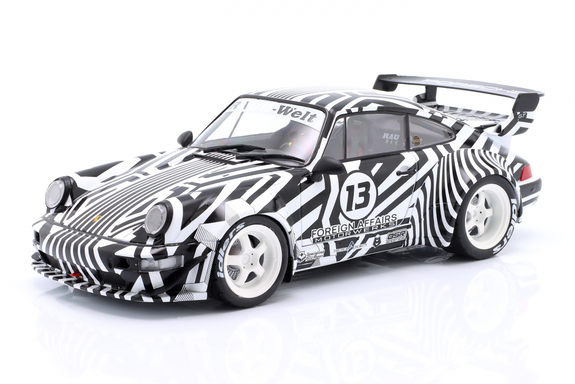 Porsche 911 (964) RWB Rauh-Welt THE ZEBRA 2022 wei&szlig; / schwarz  