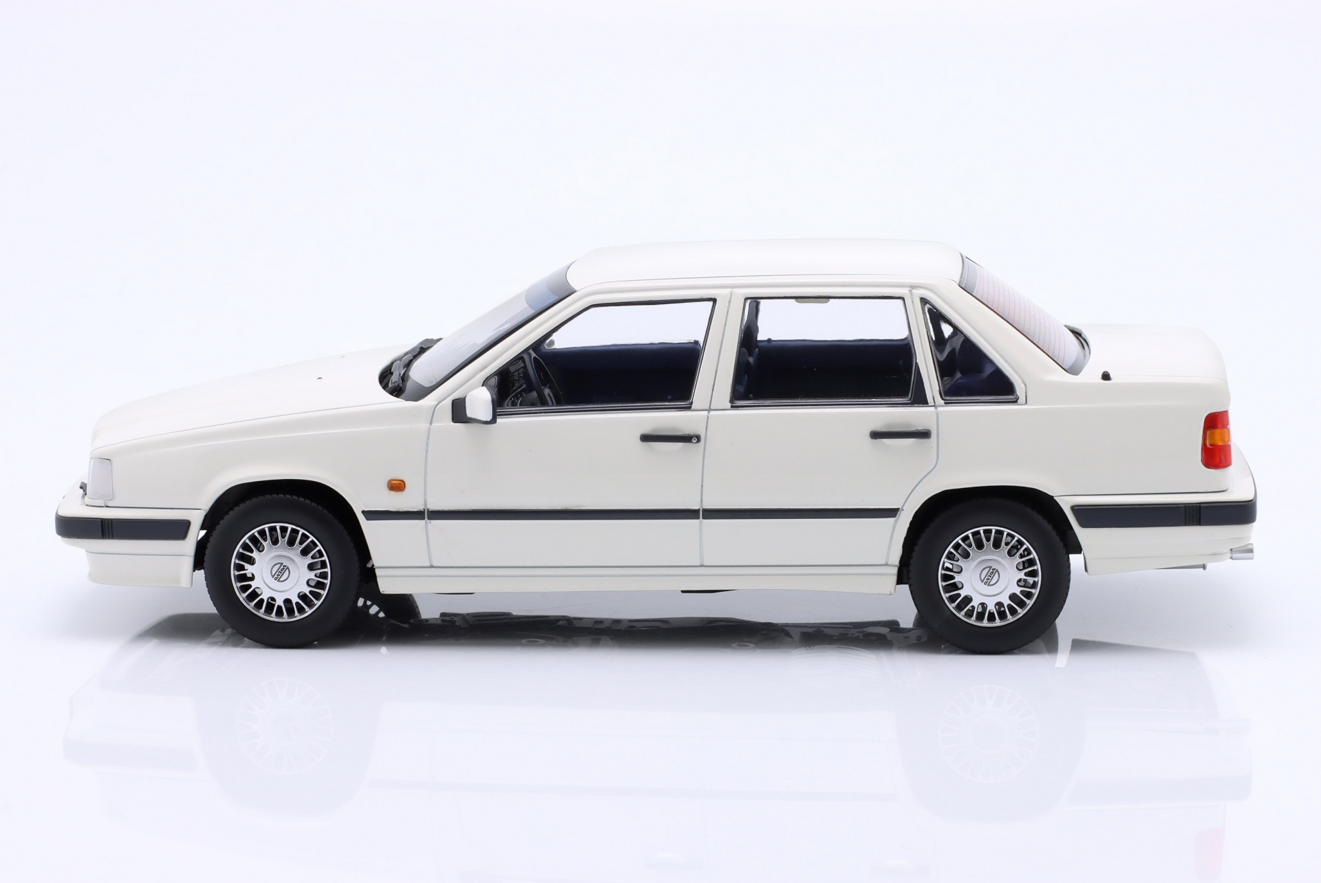 Volvo 850 Baujahr 1993 wei&szlig;  