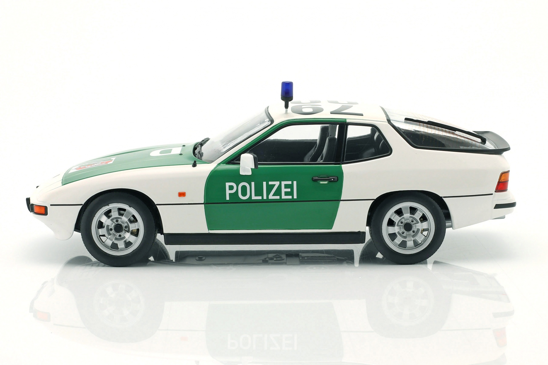 Porsche 924 Autobahnpolizei D&uuml;sseldorf 1985 gr&uuml;n / wei&szlig;  