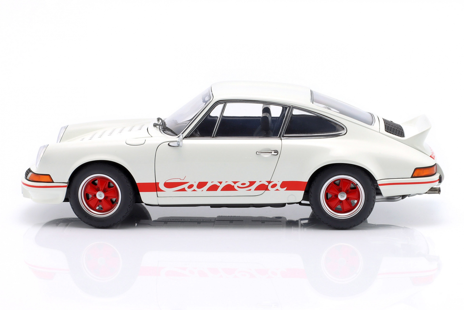 Porsche 911 Carrera 2.7 RS "The Circuit Wolf" wei&szlig; / rot  