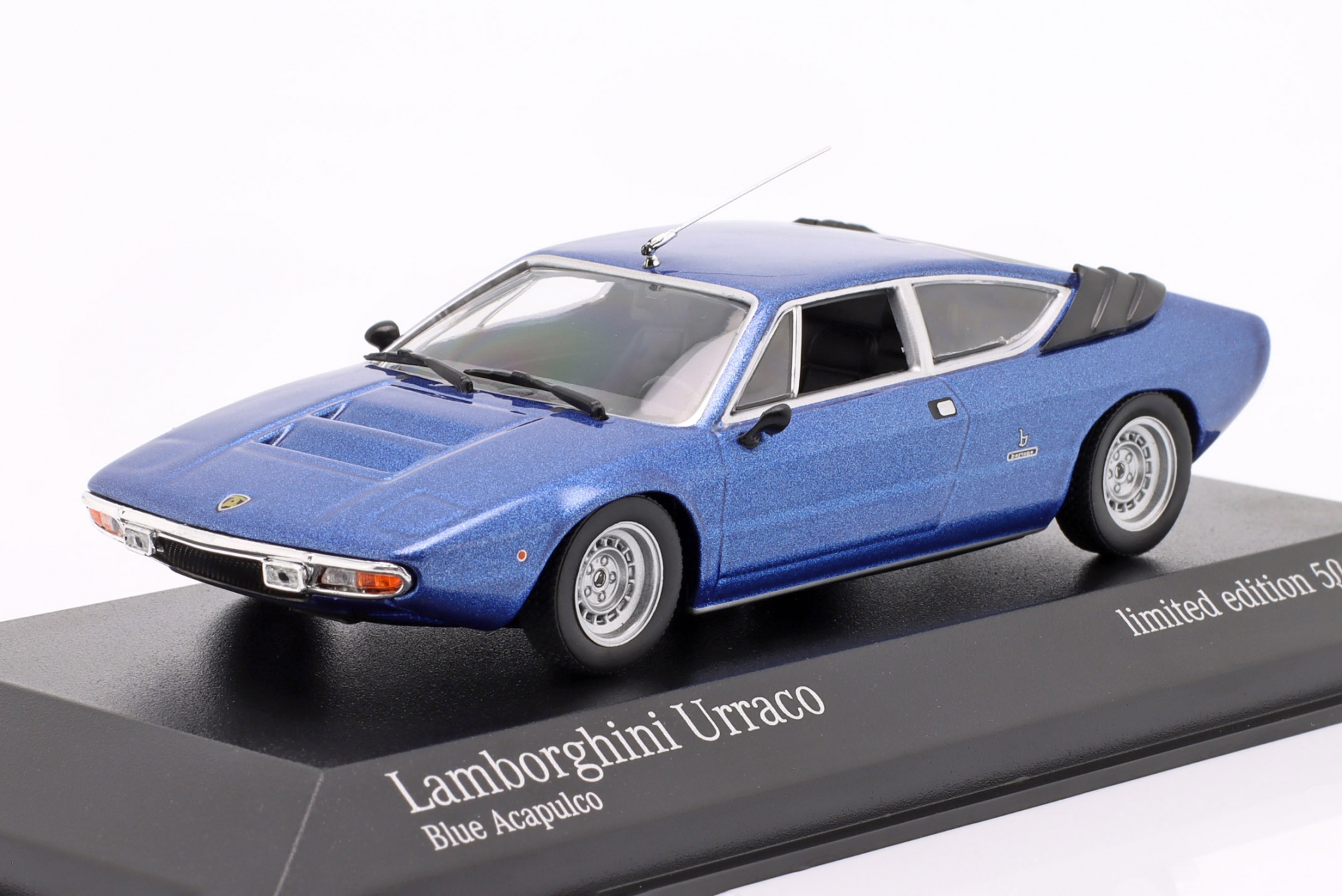Lamborghini Urraco Baujahr 1974 blau metallic  